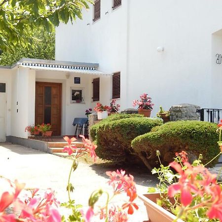 Apartment Strmac Labin  Bagian luar foto