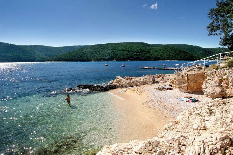 Apartment Strmac Labin  Bagian luar foto